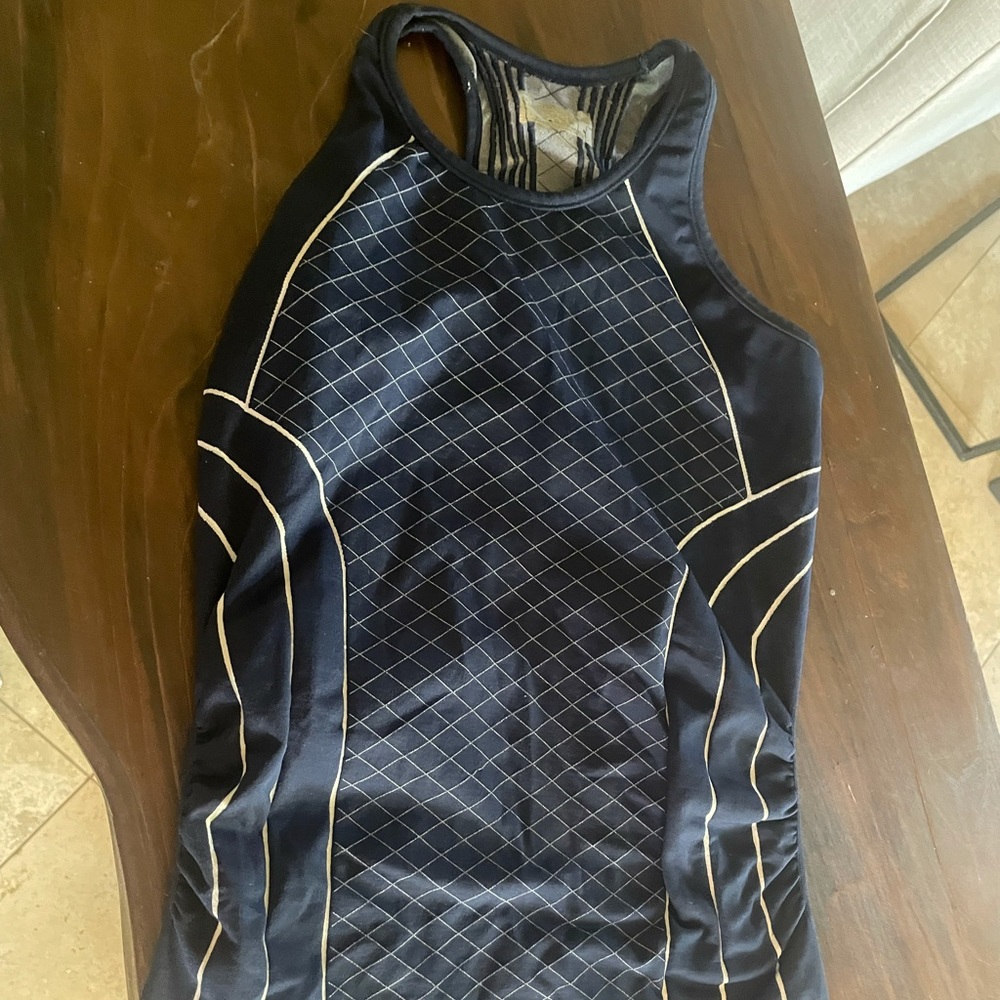 Athlete exercise crop tank